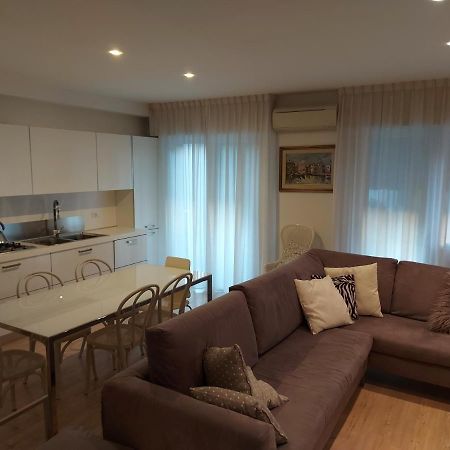 Appartement Casa Belle Vacanze à Mestre Extérieur photo